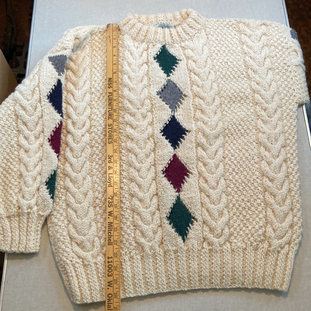 Vintage, Blarney Woolen Mills 100% New Wool, Traditional Aran, Handknit, Sweater - Picture 11 of 12